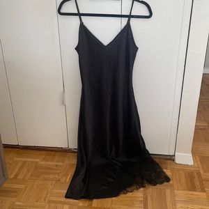 NWT Wilfred (from Aritzia) silk dress w/ lace!